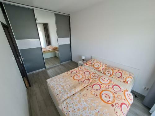 Apartamento Senec Dvojizbov� Byt Na Tehelni