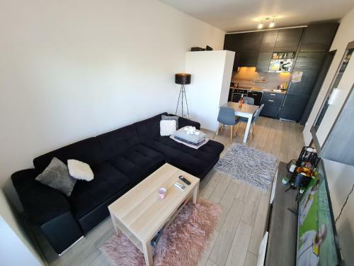 Apartamento Senec Dvojizbov� Byt Na Tehelni