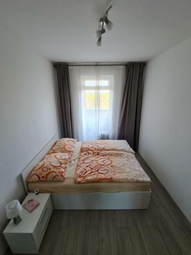 Apartamento Senec Dvojizbov� Byt Na Tehelni
