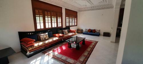 Hostal Villa Razoli Spacieuse Calme Et Familiale