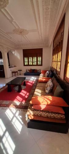Hostal Villa Razoli Spacieuse Calme Et Familiale