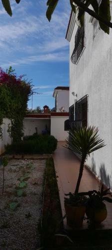 Hostal Villa Razoli Spacieuse Calme Et Familiale