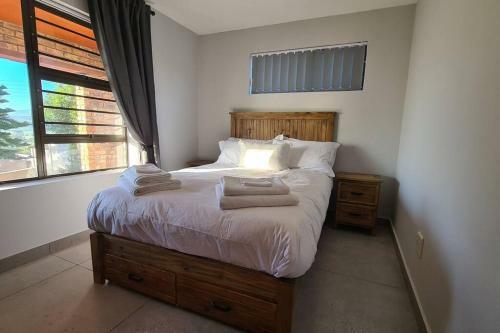 Beautiful And Modern 4 Bedroom 2 Bathroom House