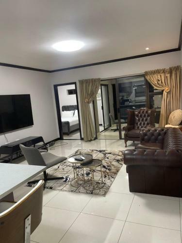 2bed Luxury Hotel Apartment. Fourways