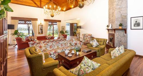 Hotel W15 Lake Gregory