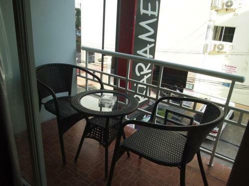 ?baramee Apartment