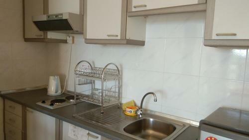 Hotel Oyo Home 90533 Nomadic Town Condo