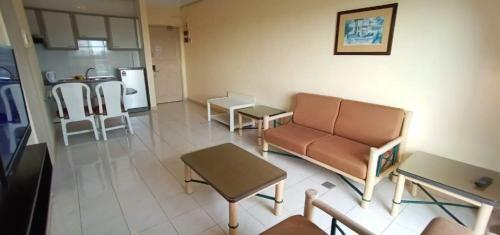 Hotel Oyo Home 90533 Nomadic Town Condo