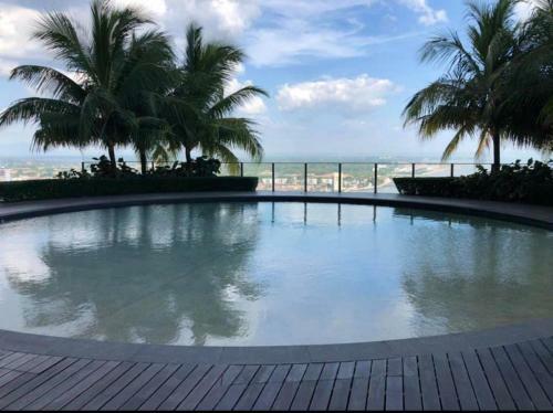 Apartamento Silverscape Seaview With Pool View
