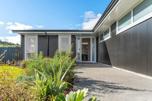 Oasis On Okaia - Kinloch Holiday Home