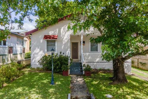 Magpie Cottage
