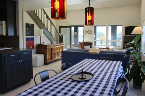 Cooks Beach House Home