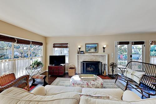 Magnolia Cottage
