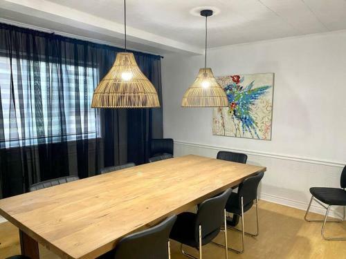 Le Barth�lemy. Piscine Int�rieure.