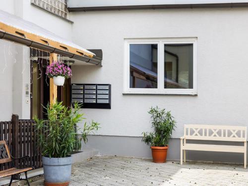Charming Holiday Home In Klagenfurt With Garden