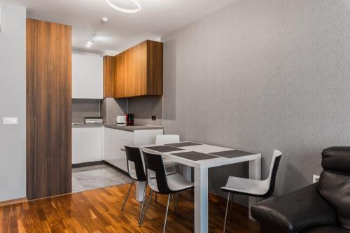 Comfy & Modern Apartment In Studentski Grad