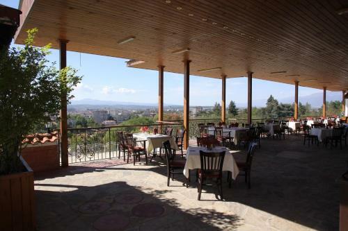 Zornica Hotel