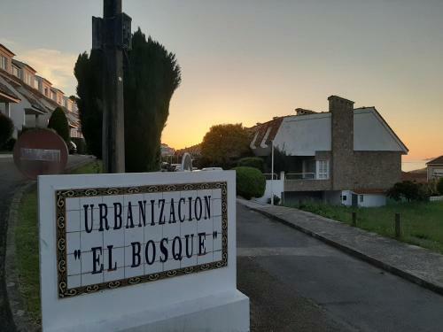 Chalet En El Centro de Baiona Con Vistas Y Piscina