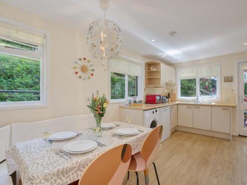 Pass The Keys Wonderful 3-bed Home With Breathtaking Views