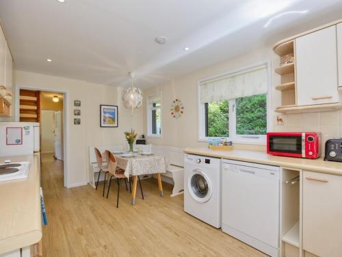 Pass The Keys Wonderful 3-bed Home With Breathtaking Views