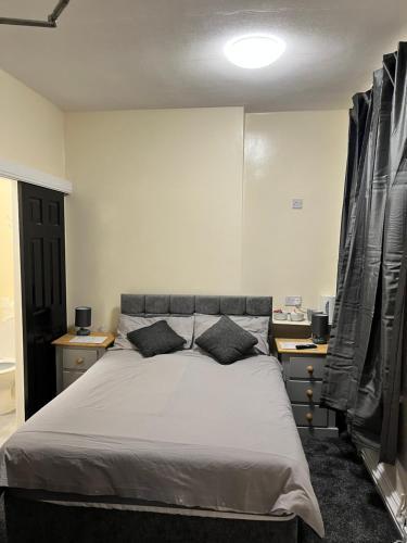 Hostal Windmill Guest House