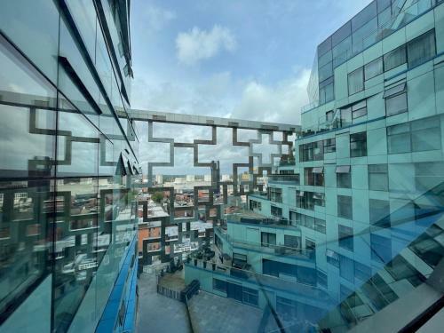 Pass The Keys Studio Apartment In The Iconic Cube