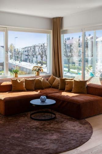 Stayplus Dnb Apartment With Balcony