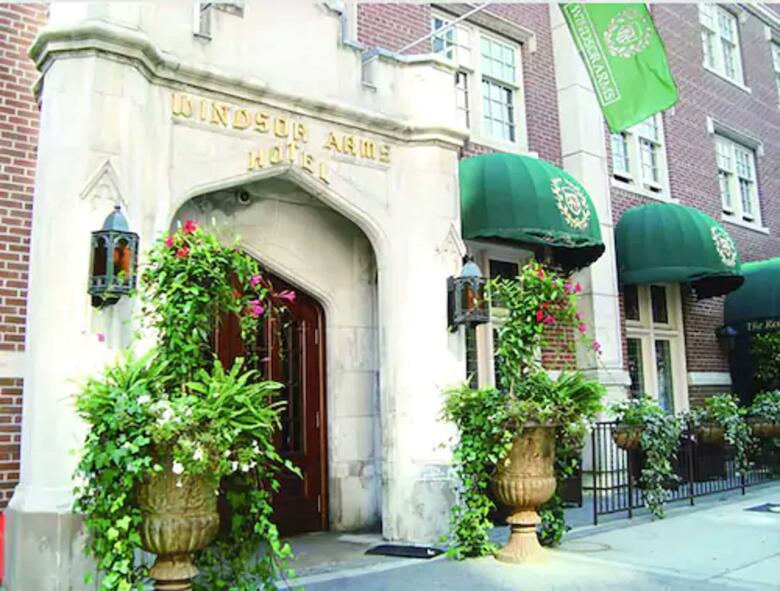 Windsor Arms Hotel