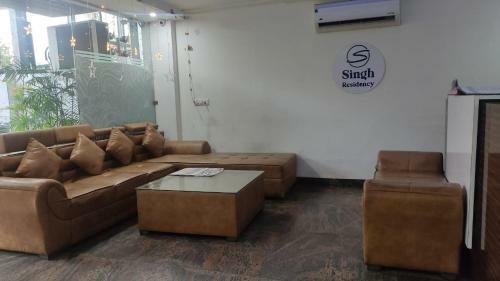 Singh Premium Apartments Near Medanta Medicity