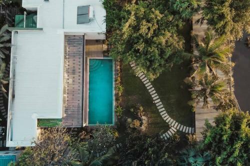 4 Bedrooms Luxury Riverside Villa Overwatch The Sunset