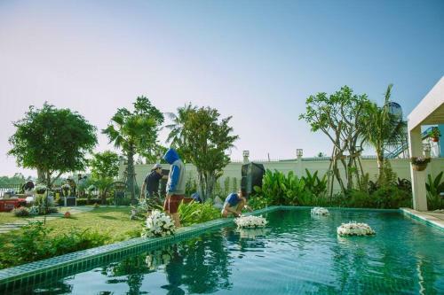 4 Bedrooms Luxury Riverside Villa Overwatch The Sunset