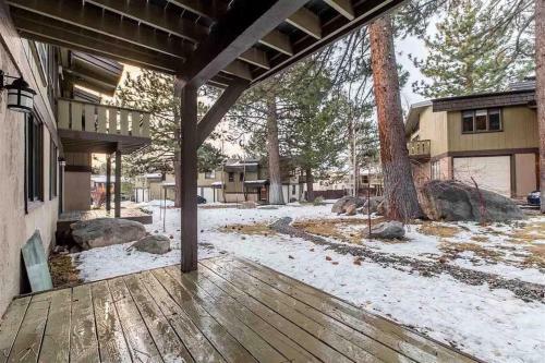 #487 - Newly Remodeled Mammoth Condo - Spa & Pool