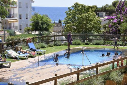 Acampale - Glamping A La Costa Brava (Calella de Palafrugell)