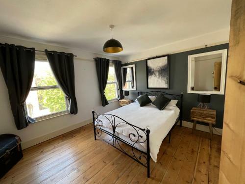 Charming 3 Bedroom Property In Bury St Edmunds
