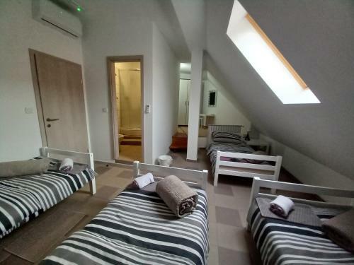 Apartamento Sobe Elvomat