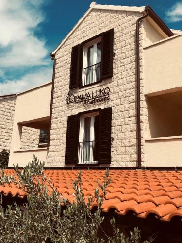 Apartamento Pama-luko