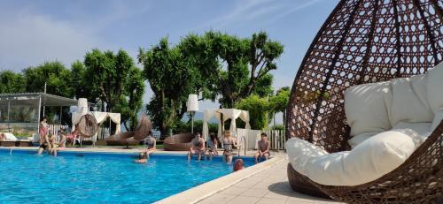 Beach Hotel Eurovil