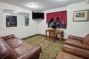 Hotel Super 8 Crystal Lake