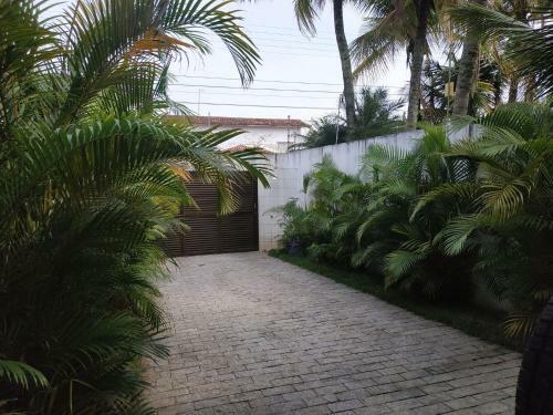 Casa A 230m Da Praia Da Enseada No Guaruja Sp