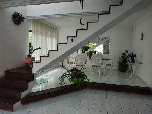 Casa A 230m Da Praia Da Enseada No Guaruja Sp