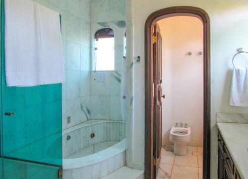 Linda Casa Com Piscina E Lazer Completo Em Guaruja