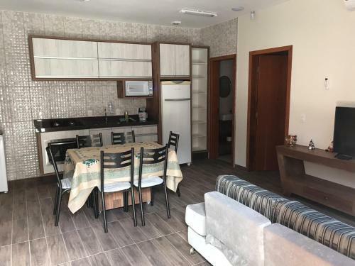 Casa - Pr�ximo A Ufsc E Centro - 5km #