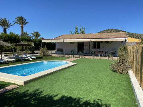 Casa Rural La Caprichosa With Private Swimming Pool