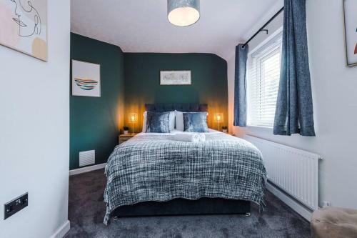 Central Town House Perfect For City Leisure Breaks