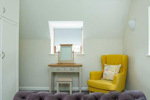Heathfield Cottage- A Little Gem In The Cotswolds