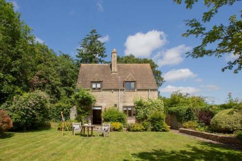 Heathfield Cottage- A Little Gem In The Cotswolds