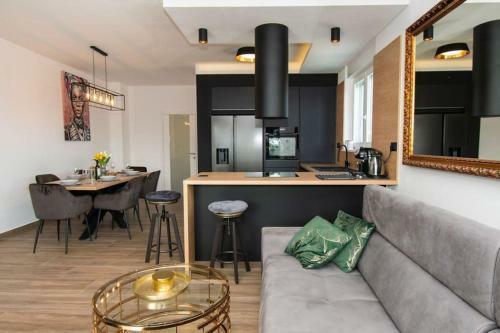 Luxury Apartment Santini
