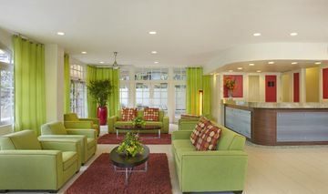 Coconut Waikiki Hotel, A Joie de Vivre
