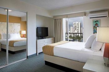 Coconut Waikiki Hotel, A Joie de Vivre