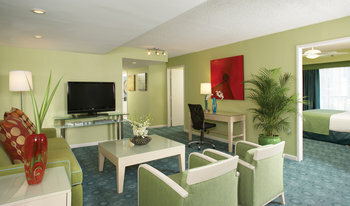 Coconut Waikiki Hotel, A Joie de Vivre